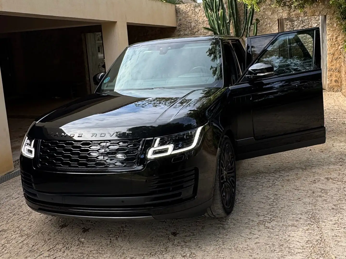 Land Rover Range Rover Range Rover 2.0 PHEV Autobiography 4WD Aut. Black - 1