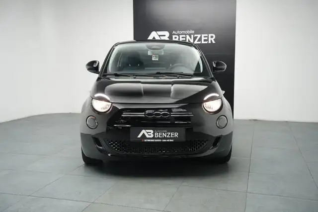 Fiat 500 view 4