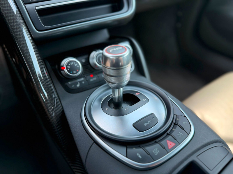 Audi R8 Coupe 5.2 FSI quattro|V10| FULL CARBON|B & O| — photo 14