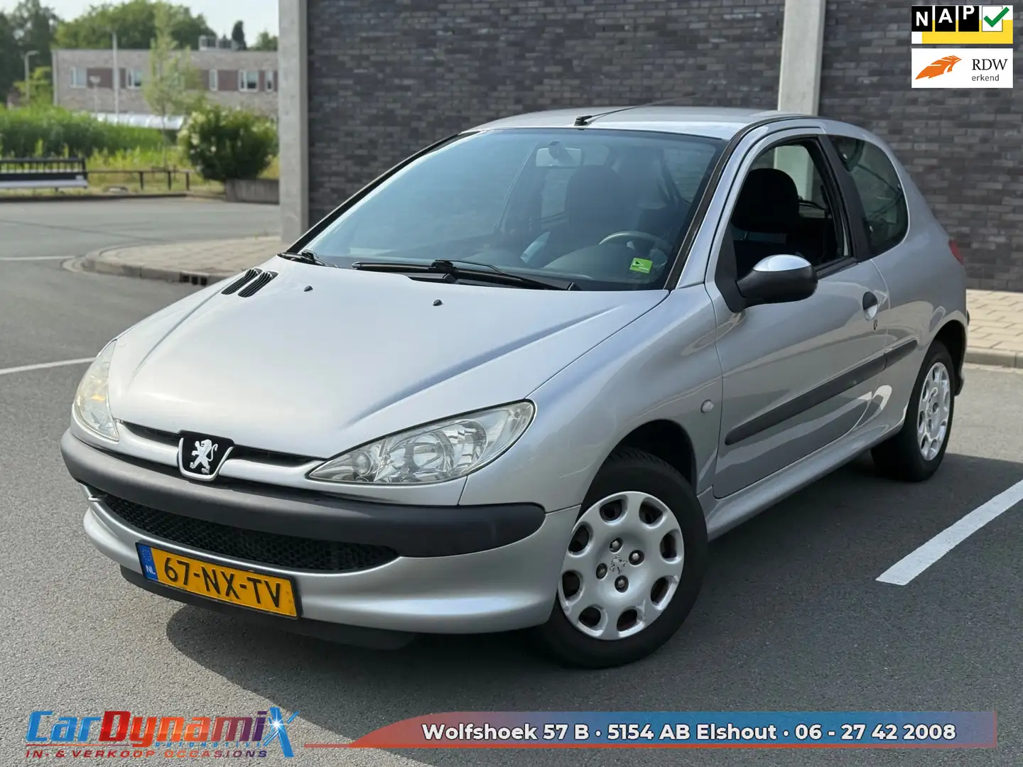 Peugeot 206 1.4 Pop' Art | Elek. Ramen | Nwe APK | Rijd Schake Gris - 1