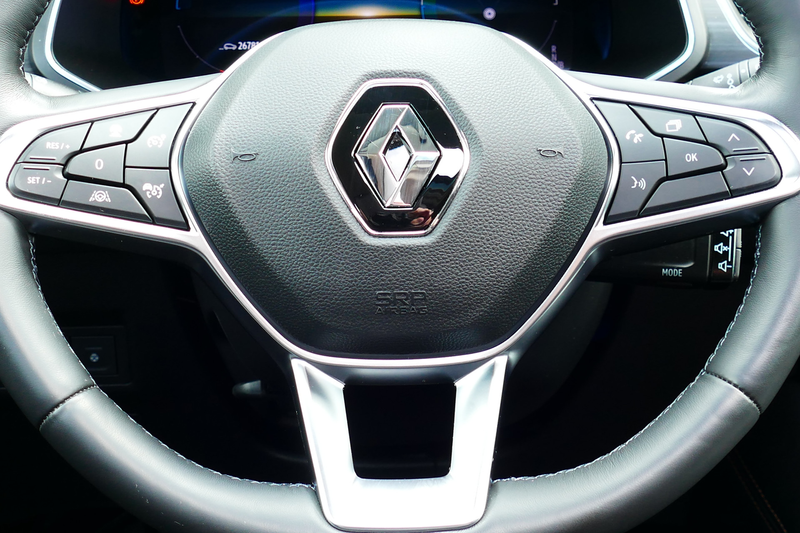 Renault Captur 1.6 E-Tech Plug-in Hybrid 160 Intens. Schuifdak, L — photo 15