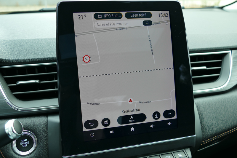 Renault Captur 1.6 E-Tech Plug-in Hybrid 160 Intens. Schuifdak, L — photo 26
