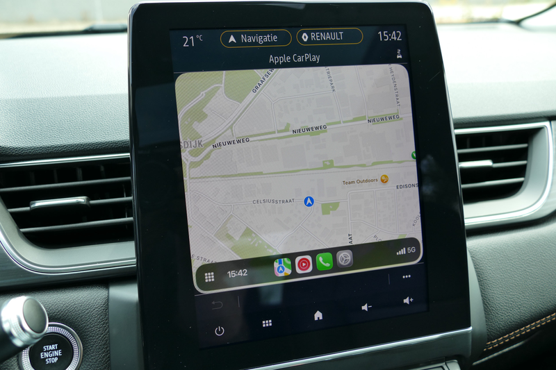 Renault Captur 1.6 E-Tech Plug-in Hybrid 160 Intens. Schuifdak, L — photo 21