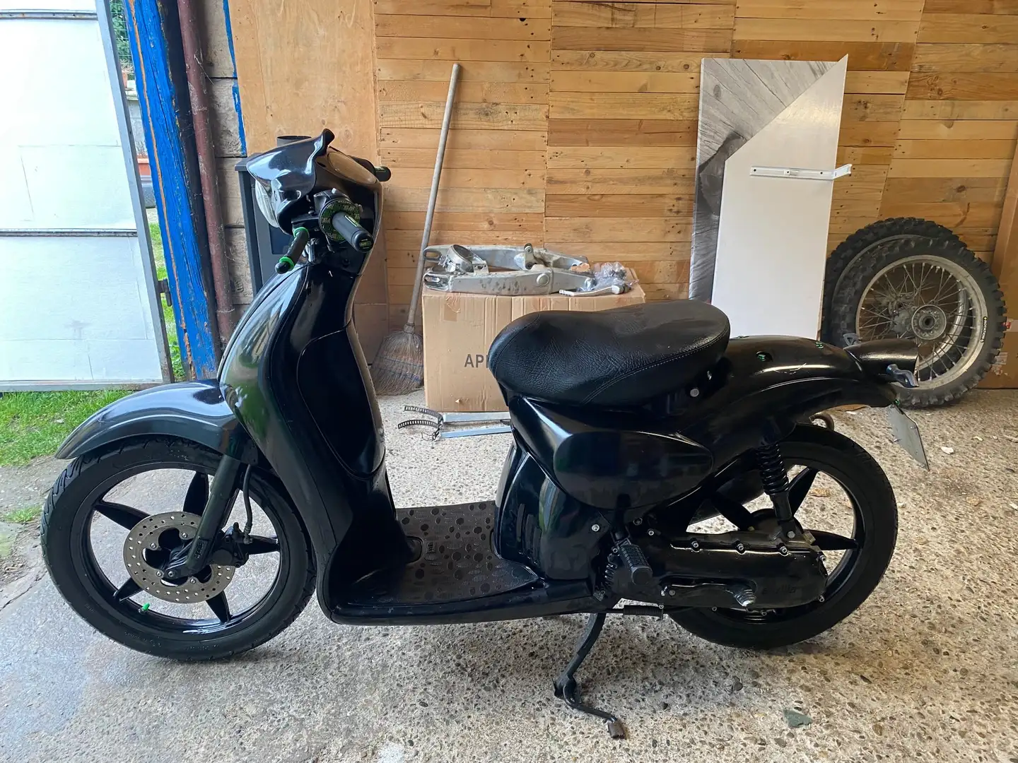 Aprilia Scarabeo 2T - 2