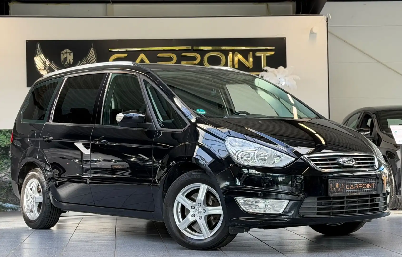 Ford Galaxy Trend 1.6l /7-Sitzer/Anh./Navi/BT/SHZ Černá - 2