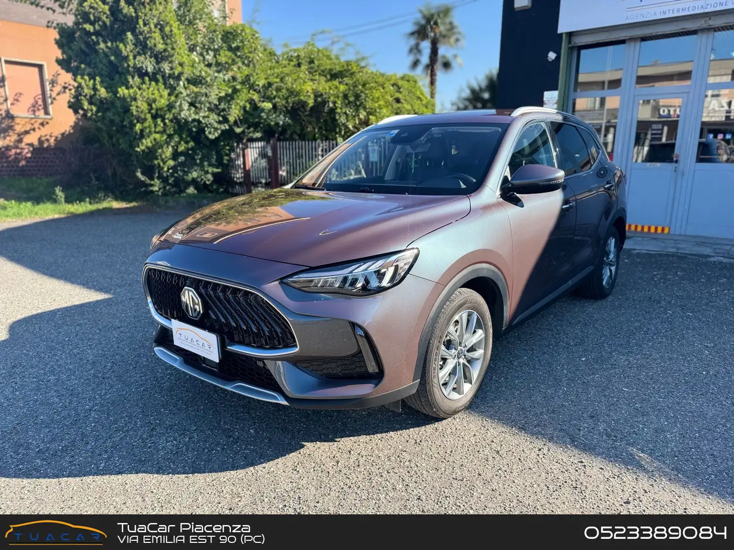 MG HS Comfort 1.5 T GDI Grau - 1