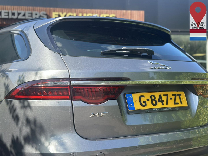 Jaguar XF Sportbrake 2.0d Chequered Flag R Sport panora — photo 7
