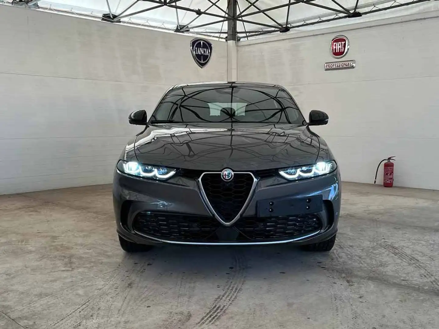 Alfa Romeo Tonale 1.5 160 CV MHEV TCT7 Ti Bianco - 2