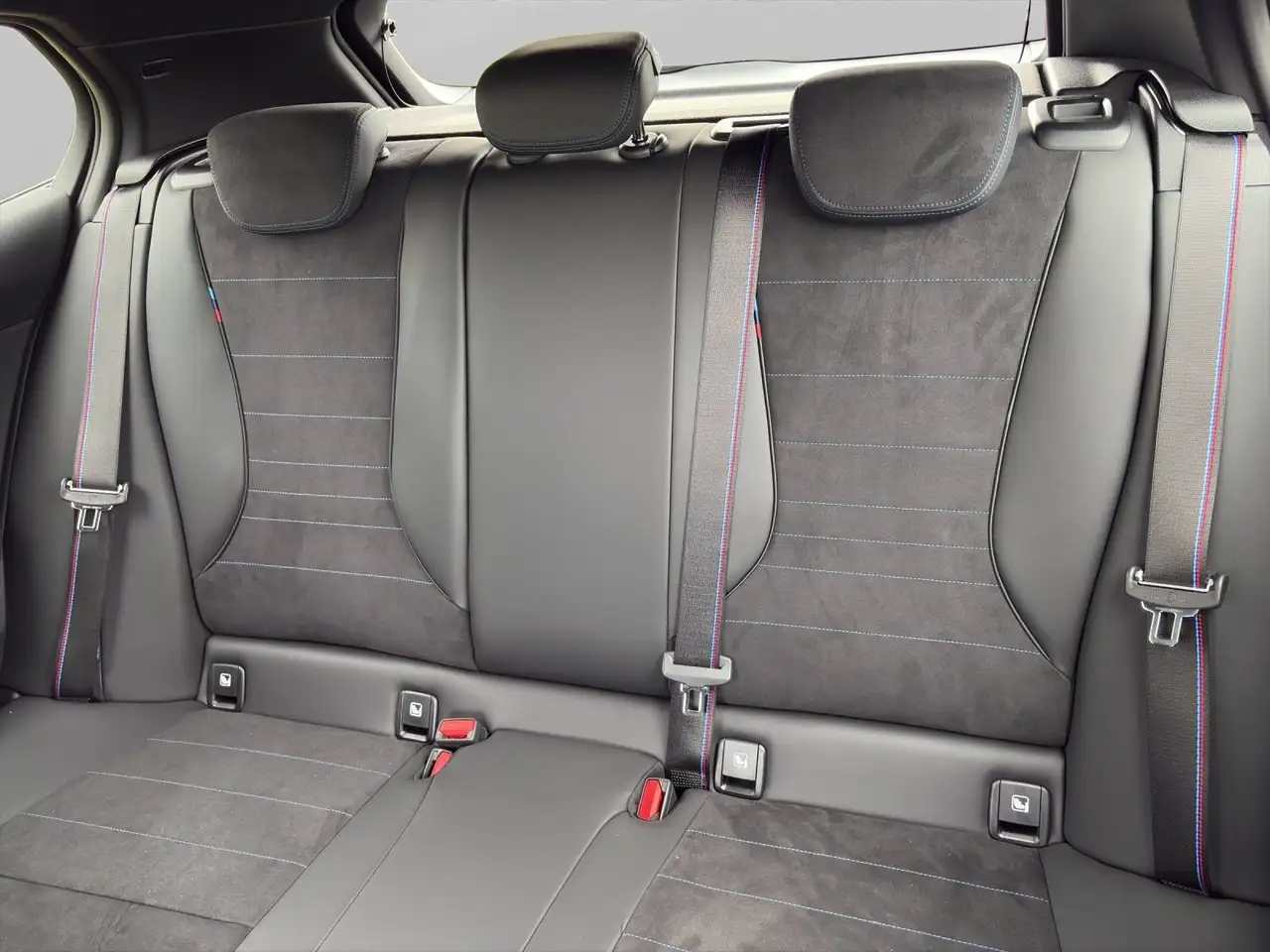 BMW 120 d M Sportpaket Pro Head-Up Harman Kardon Komfortzu 7