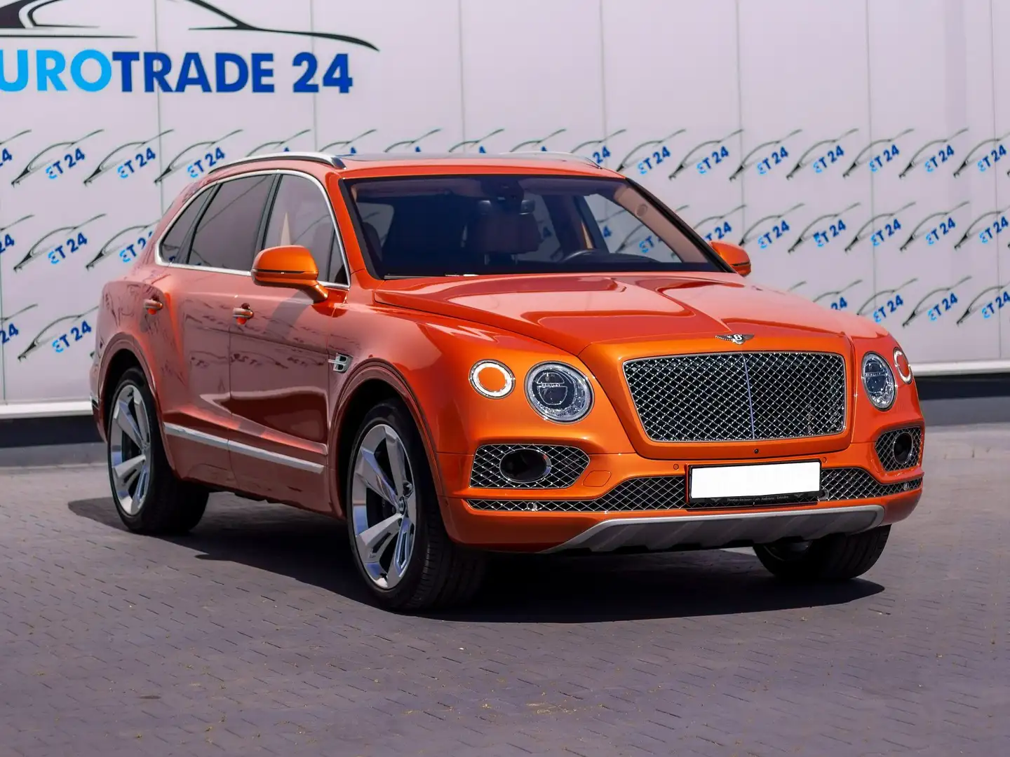 Bentley Bentayga V8 Erste Besitzer NETTO Export Preis SOFORT Оранжевий - 1