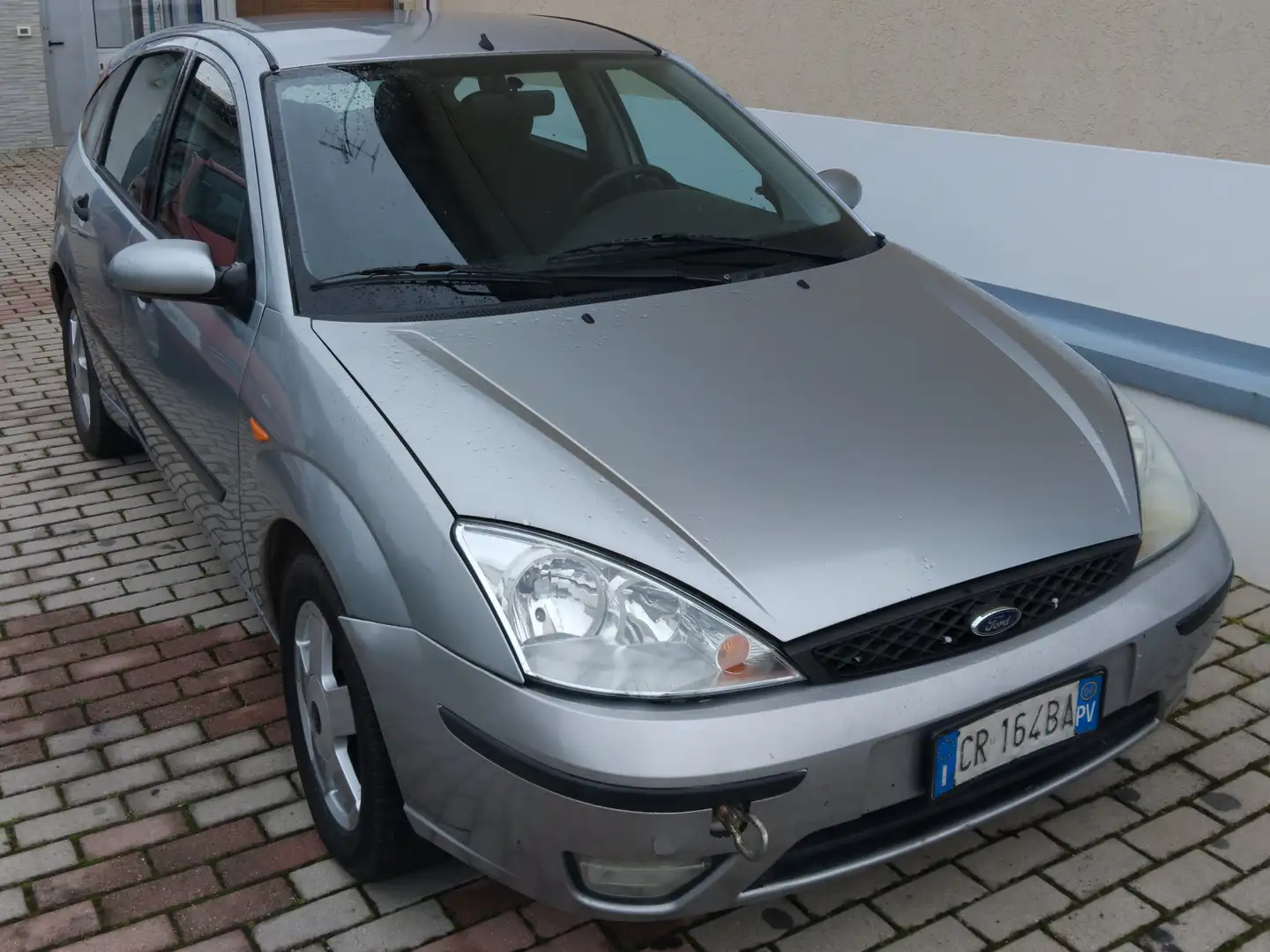 Ford Focus Tdi 1,8 Gris - 1