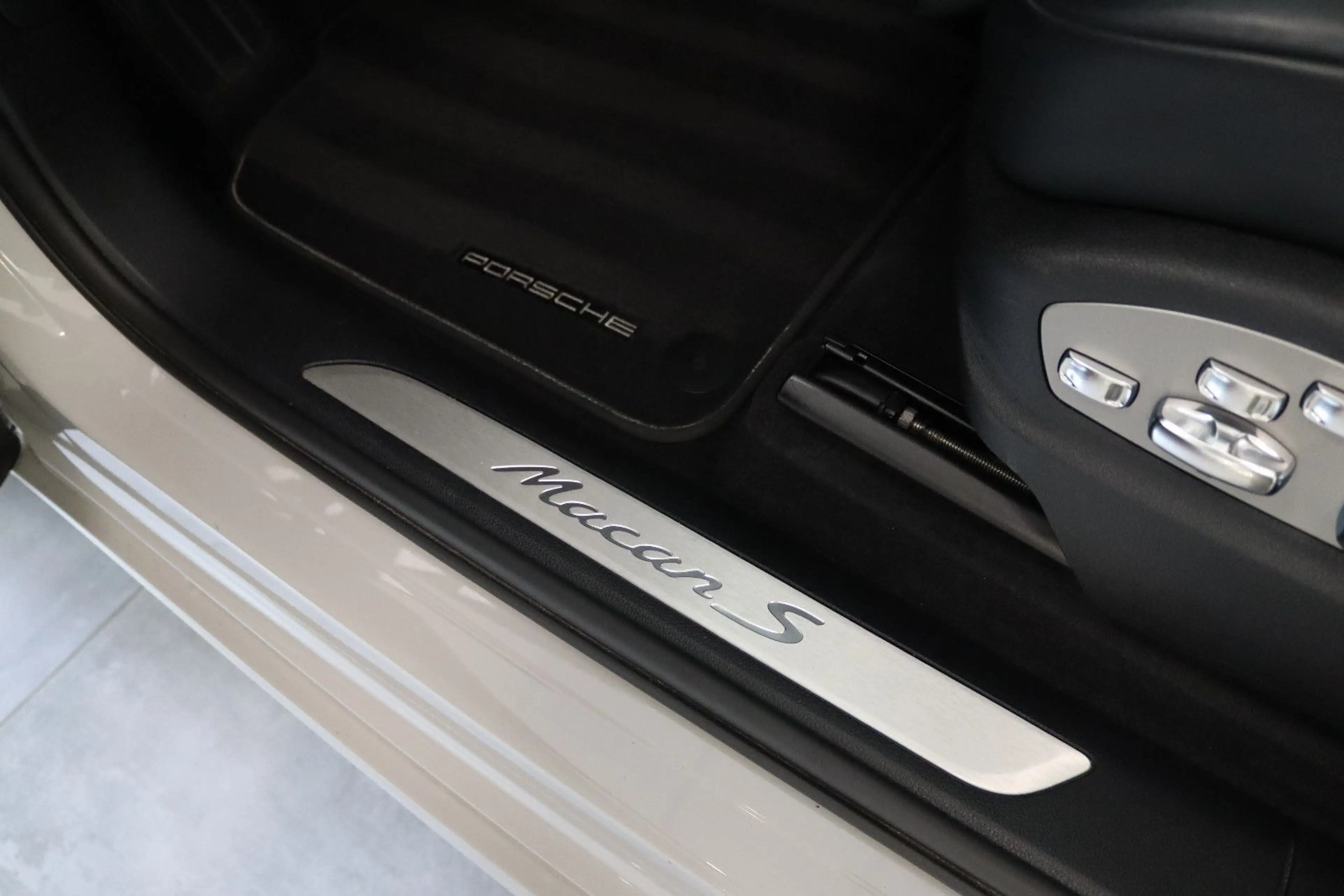 Porsche Macan S * 1.HAND + 63TKM + TOP ZUSTAND * — photo 10