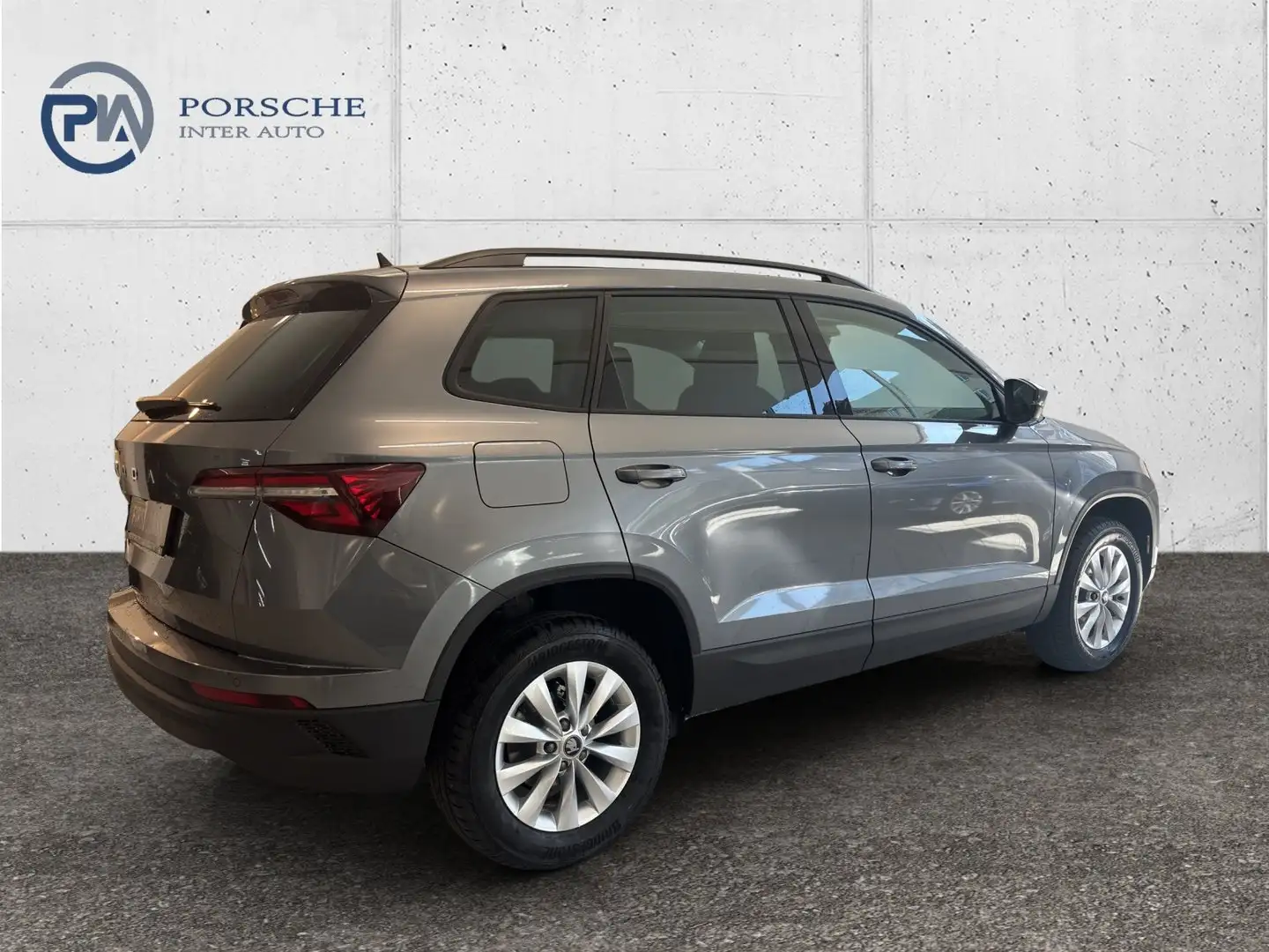 Skoda Karoq Selection TSI Grau - 2