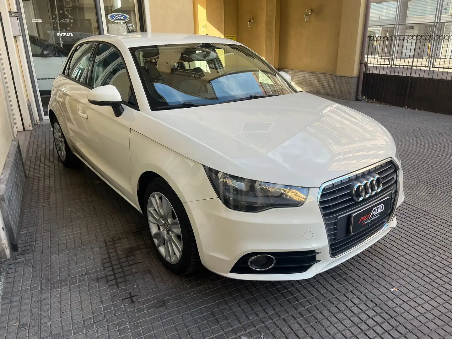 Audi A1 A1 I 2010 Sportback Sportback 1.6 tdi *NEOPATENTA* Bianco - 2