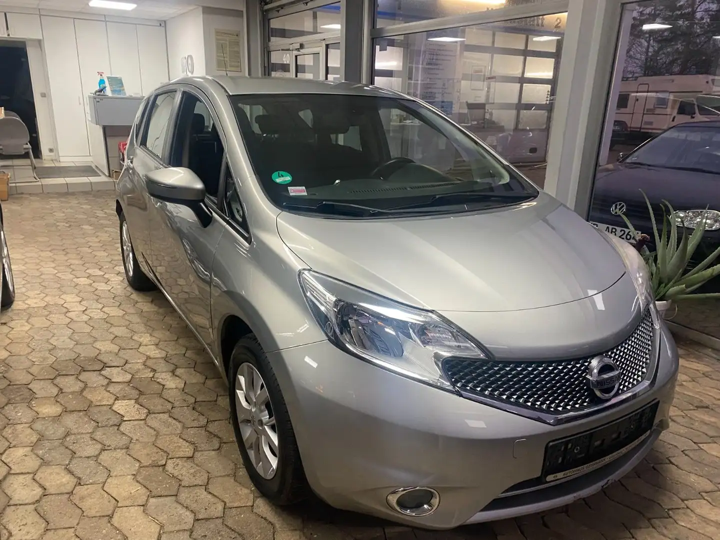 Nissan Note Acenta, Navi! AHK! Klimaautomatik! Argent - 1
