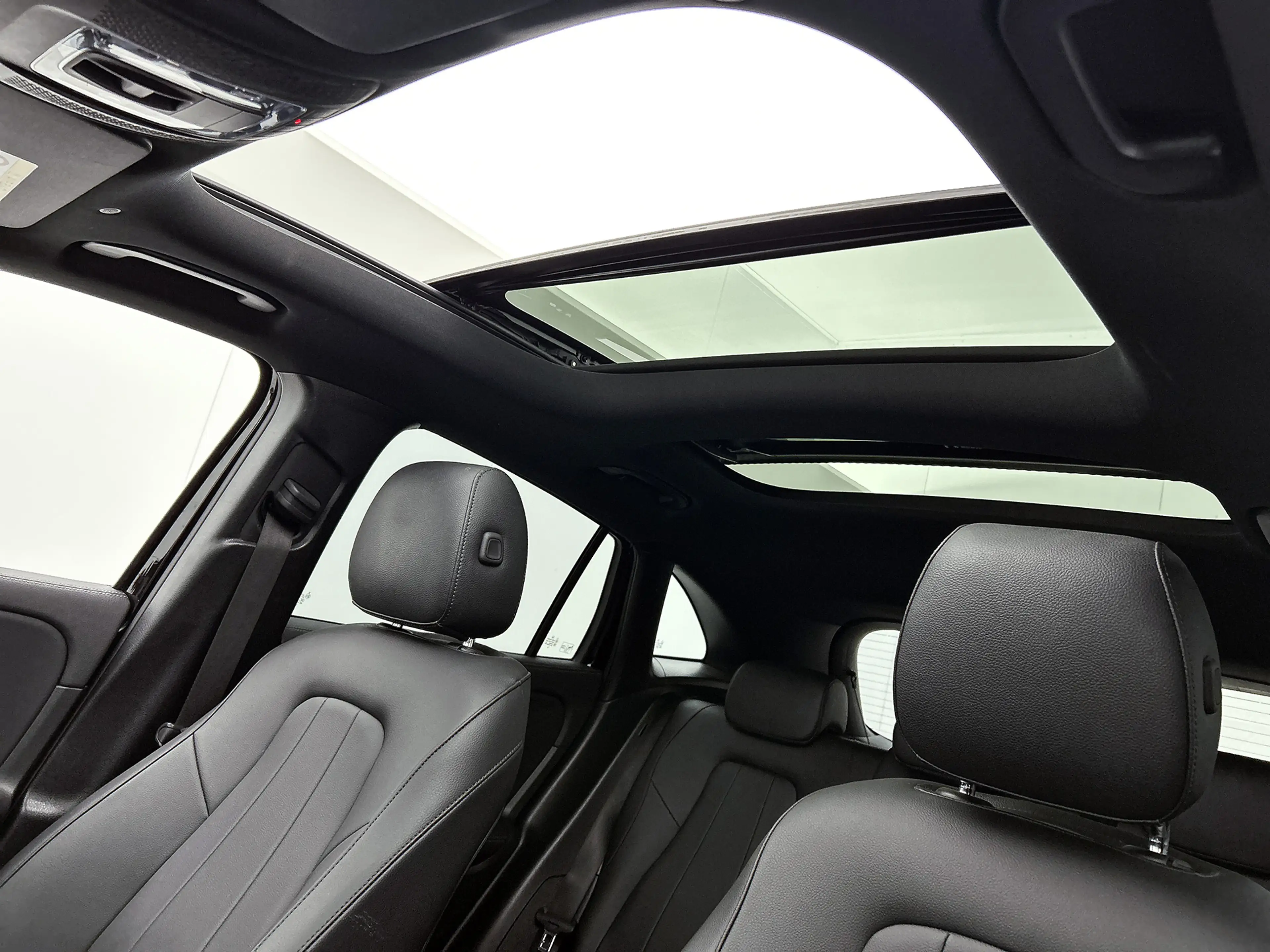 Mercedes-Benz GLA 250 e Luxury | Panoramadak | Sfeerverlichting | Augmen — photo 7