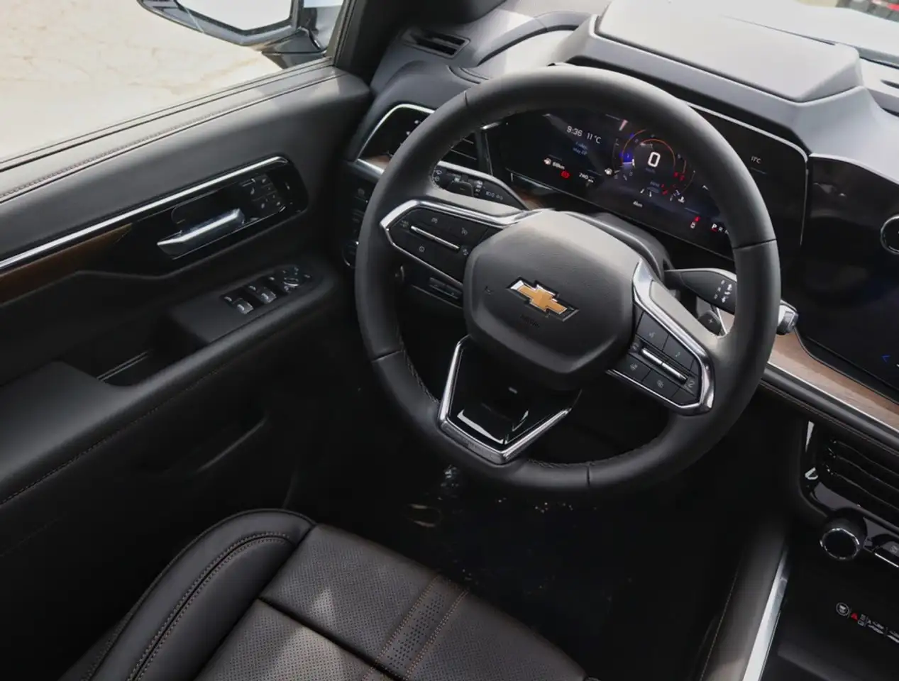 Chevrolet Tahoe снимка Chevrolet Tahoe