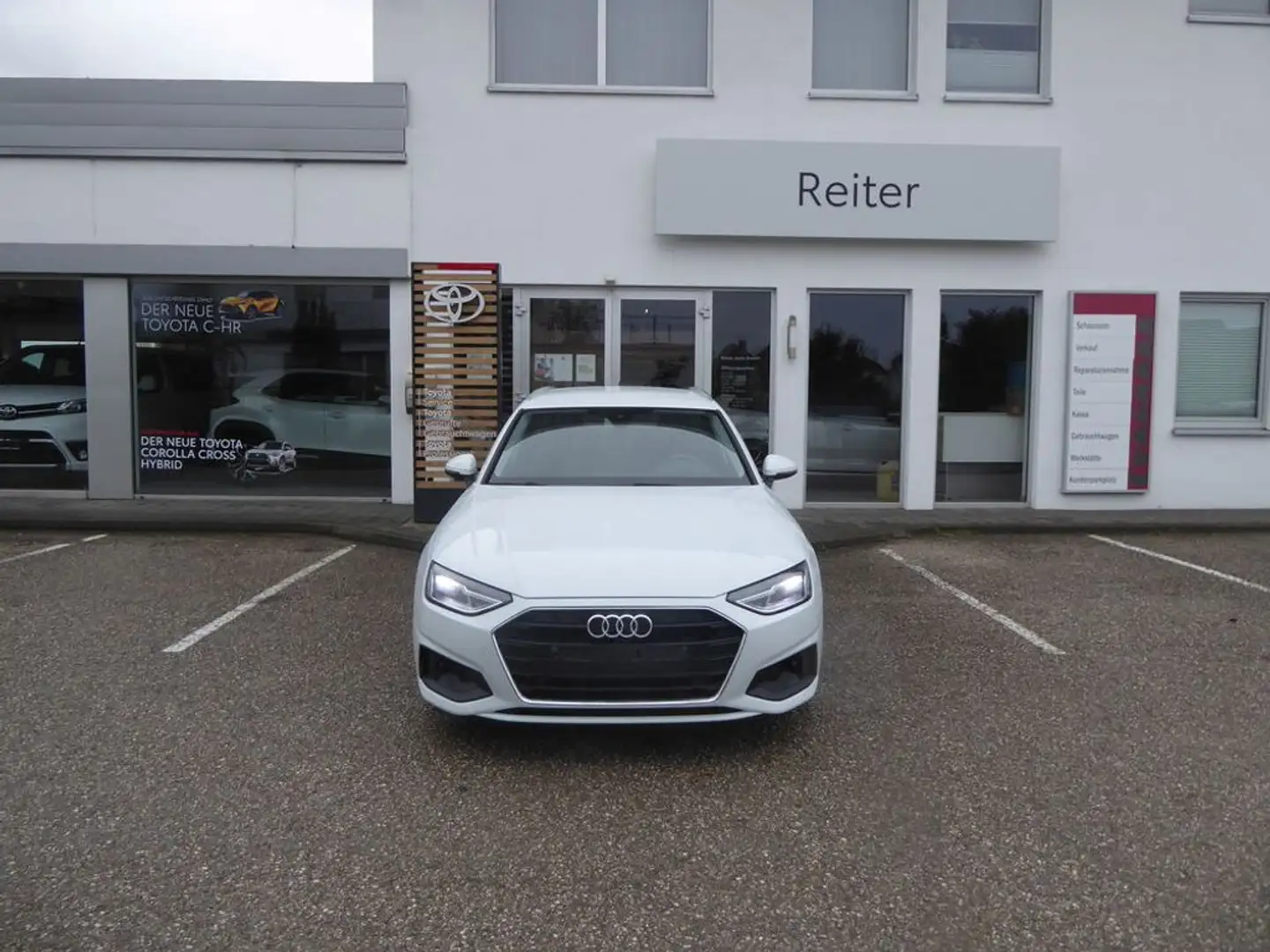 Audi A4 Avant 30 TDI Aut. *LED*AHK* Weiß - 1