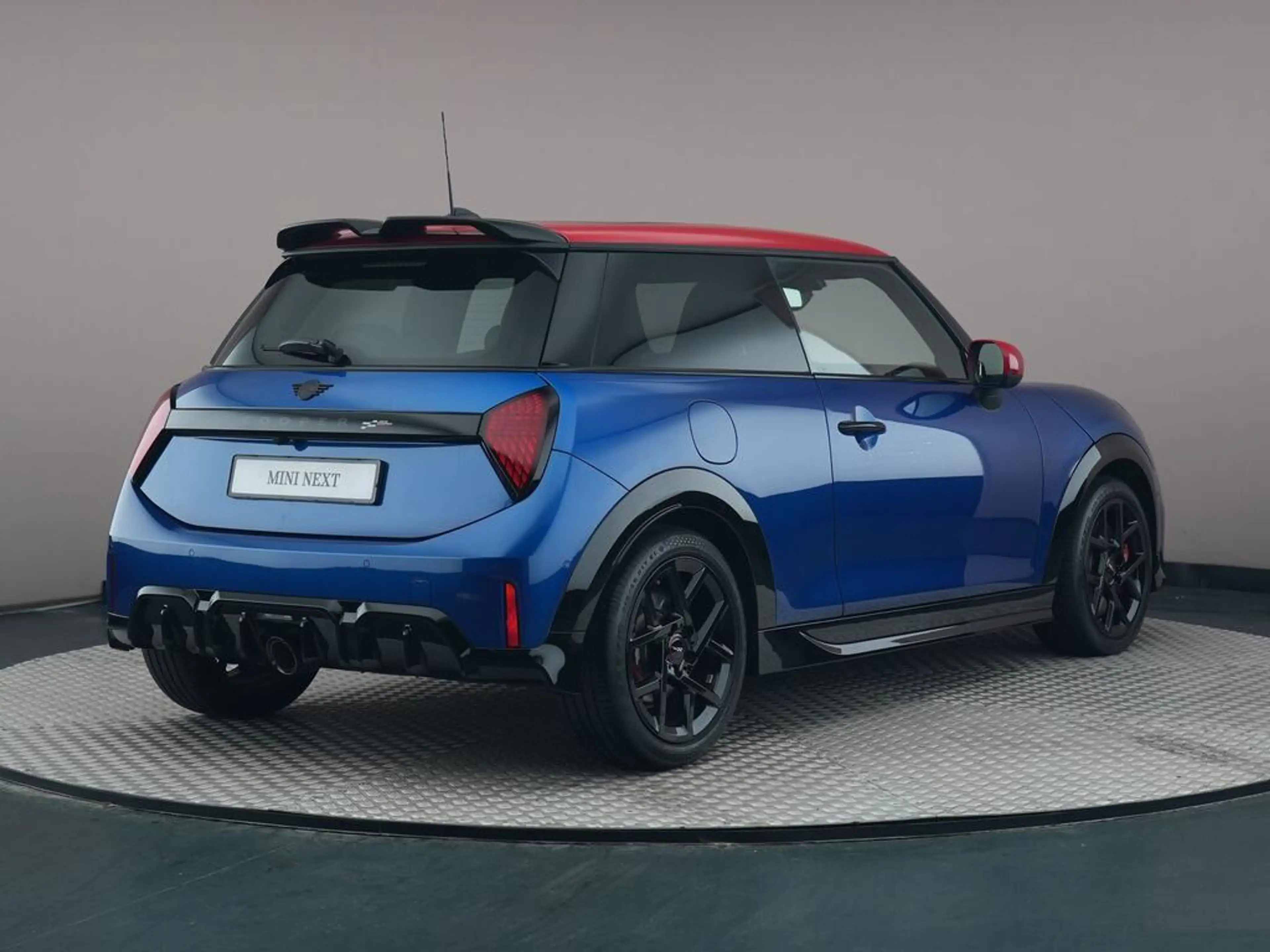 MINI John Cooper Works 3-Deurs 2.0 JCW XL — photo 11
