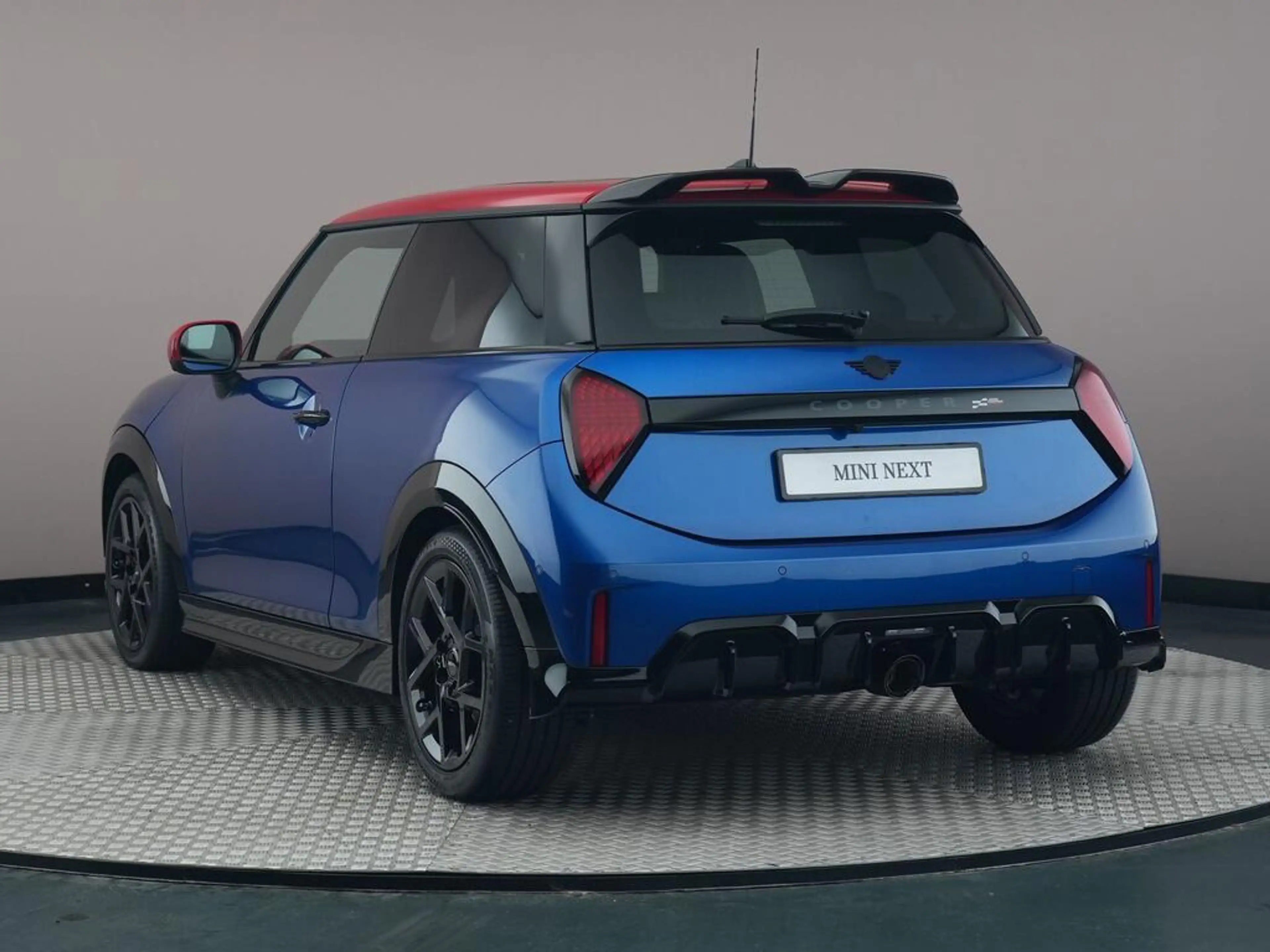 MINI John Cooper Works 3-Deurs 2.0 JCW XL — photo 10