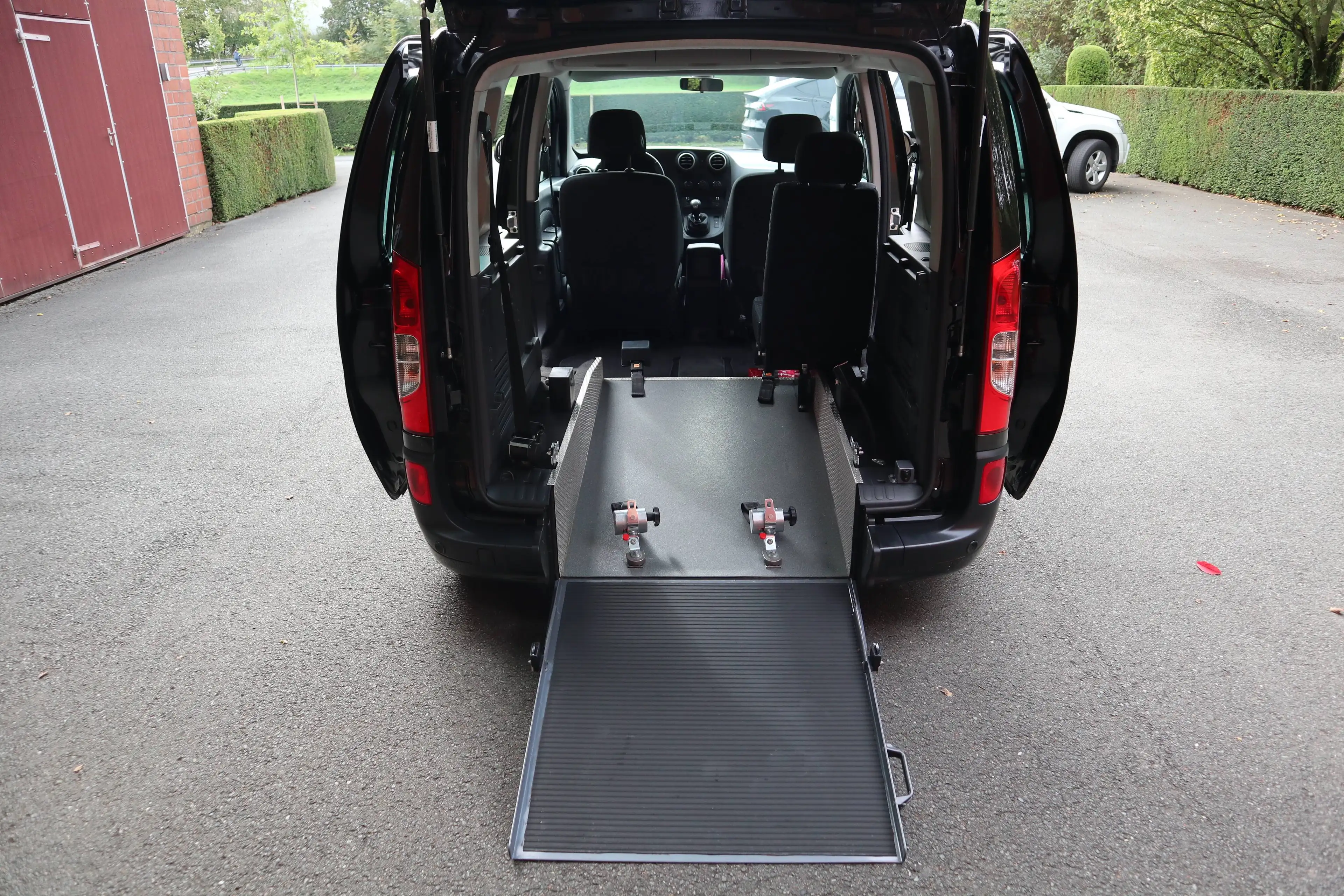 Mercedes-Benz Citan 111 CDI Edition*rollstuhlgerecht*Heckabsenkung*Garantie* — photo 11