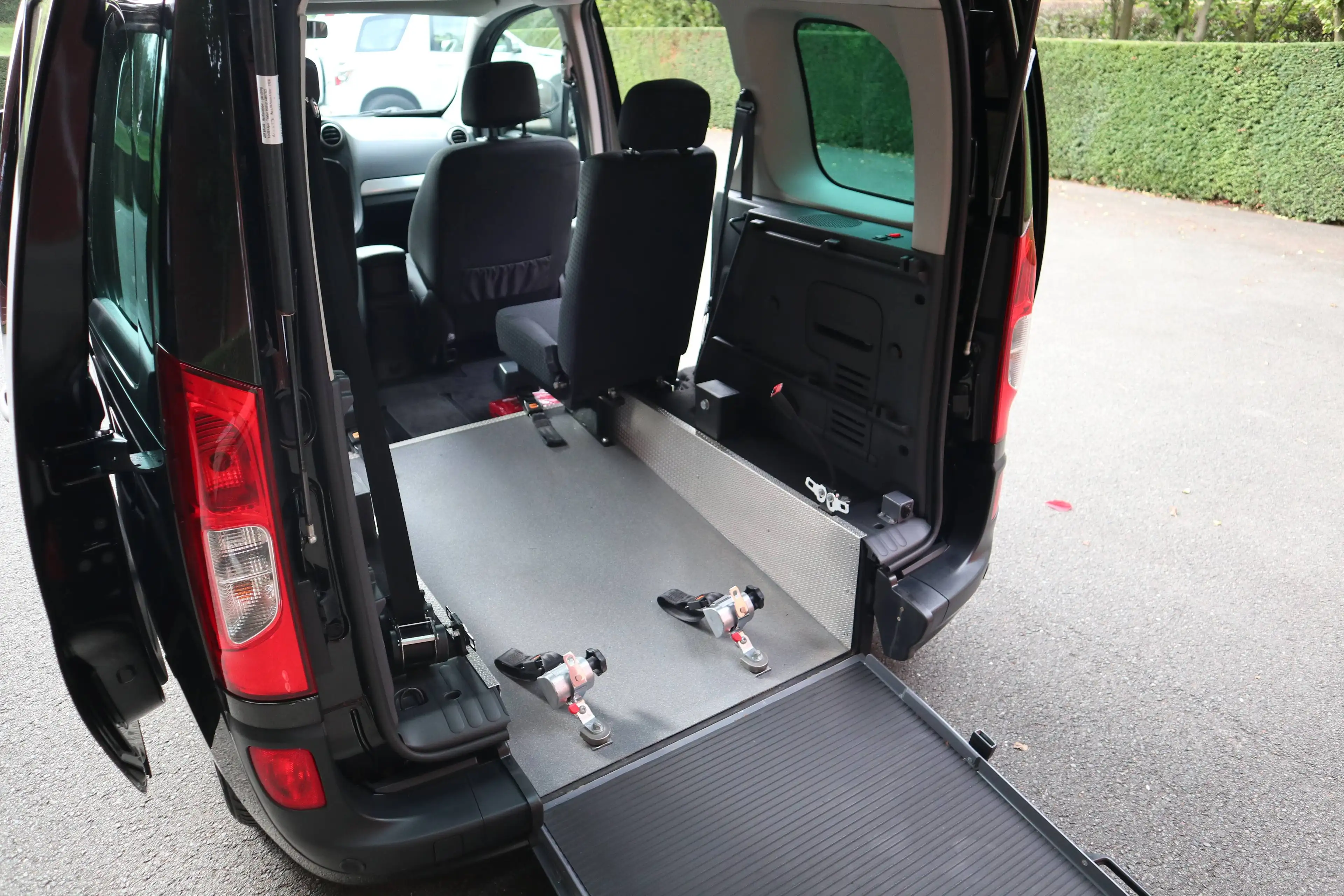 Mercedes-Benz Citan 111 CDI Edition*rollstuhlgerecht*Heckabsenkung*Garantie* — photo 10
