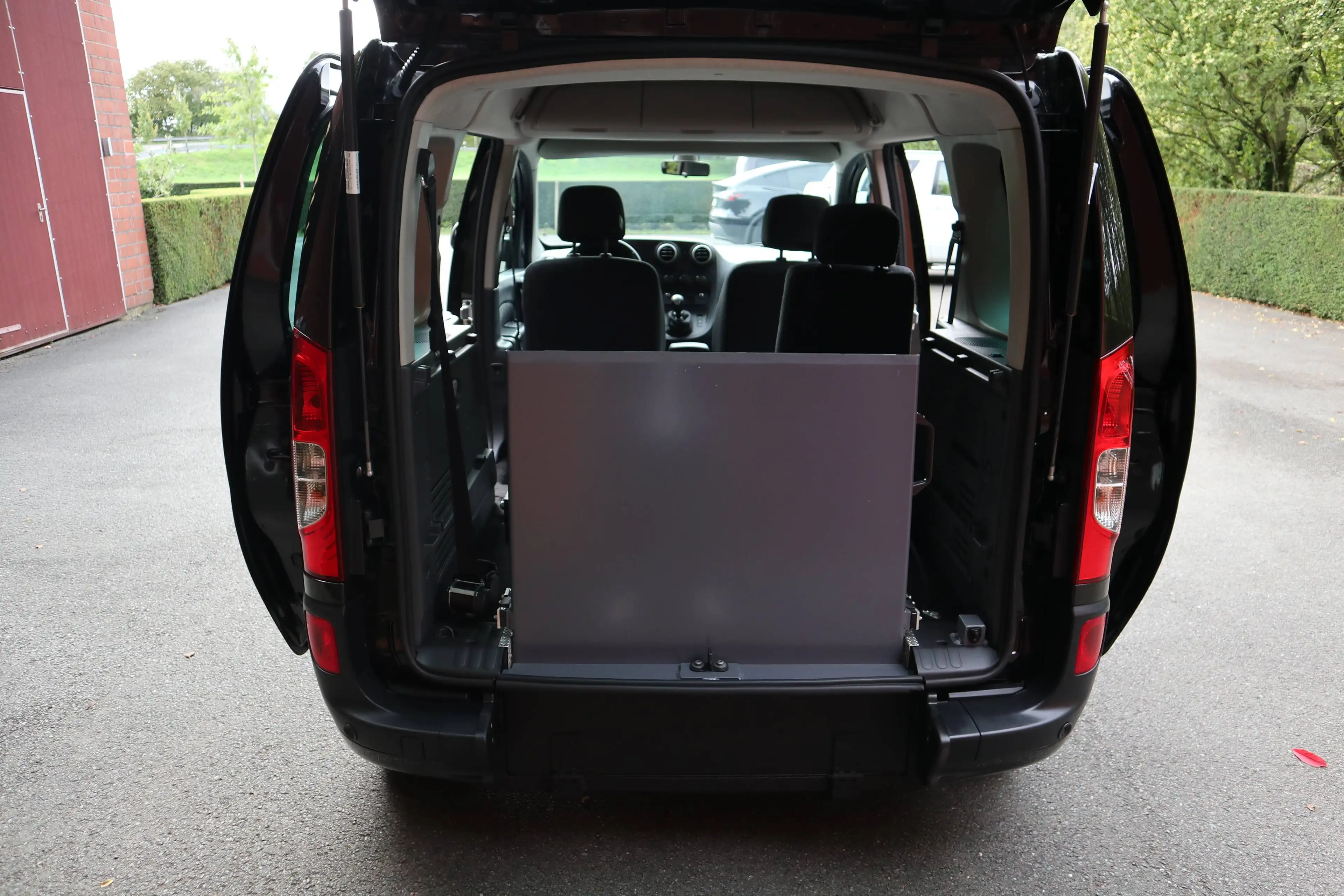 Mercedes-Benz Citan 111 CDI Edition*rollstuhlgerecht*Heckabsenkung*Garantie* — photo 8