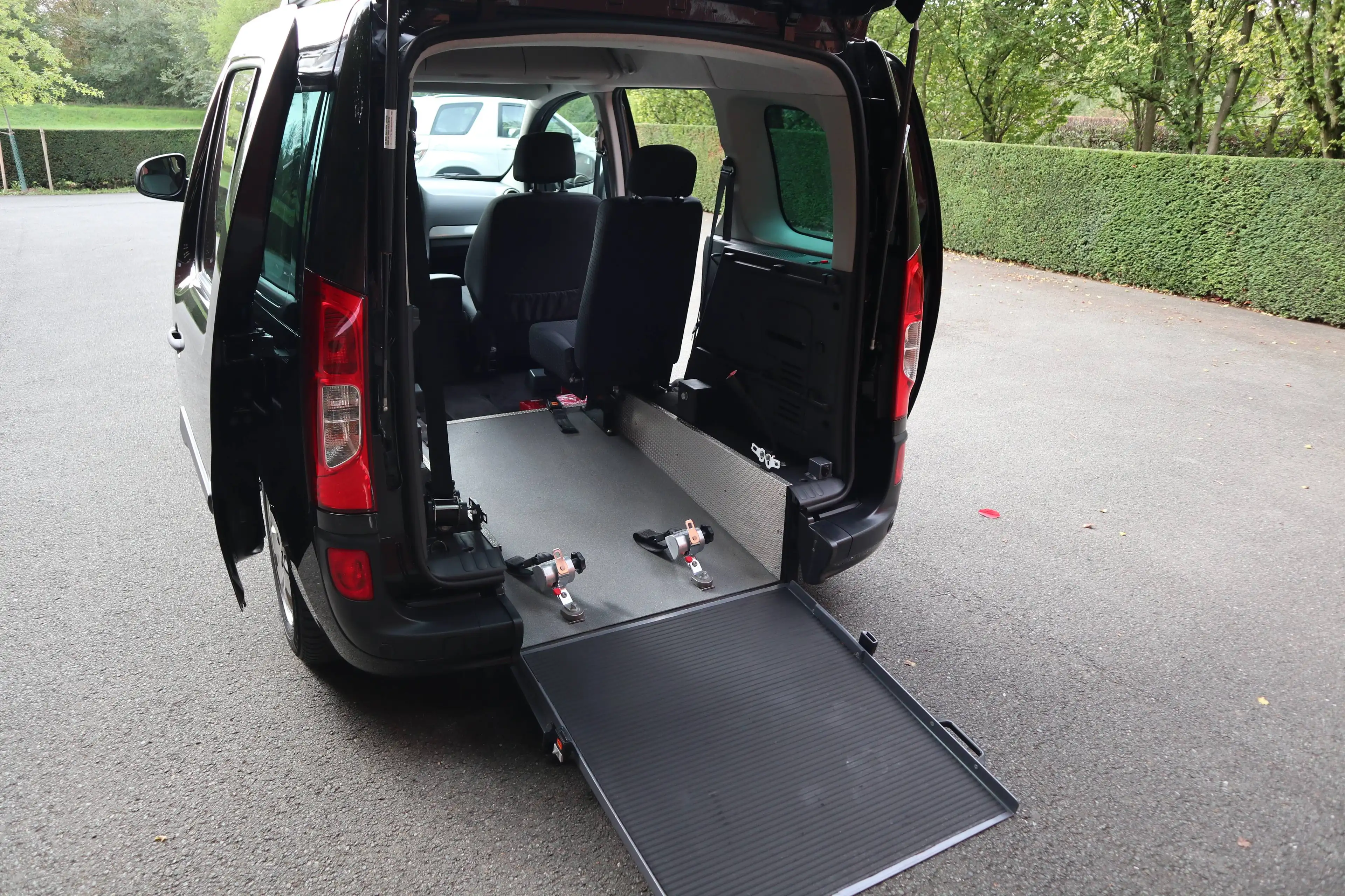 Mercedes-Benz Citan 111 CDI Edition*rollstuhlgerecht*Heckabsenkung*Garantie* — photo 13