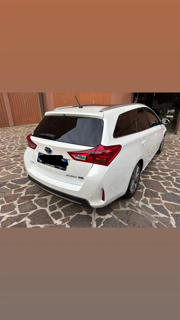 Toyota Auris Touring Sport 1.8 hybrid Active+ - 2