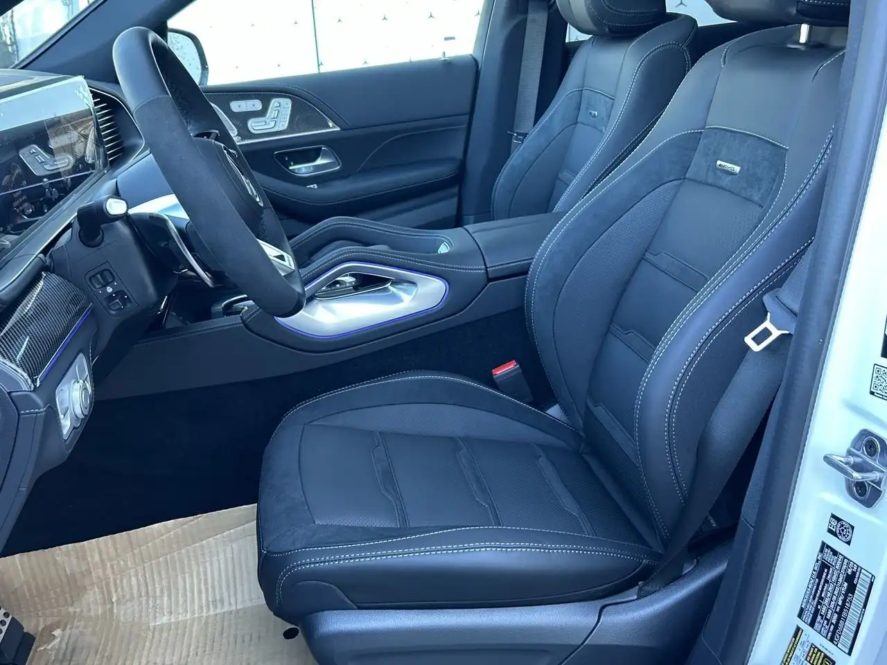 Mercedes-Benz GLE снимка Mercedes-Benz GLE