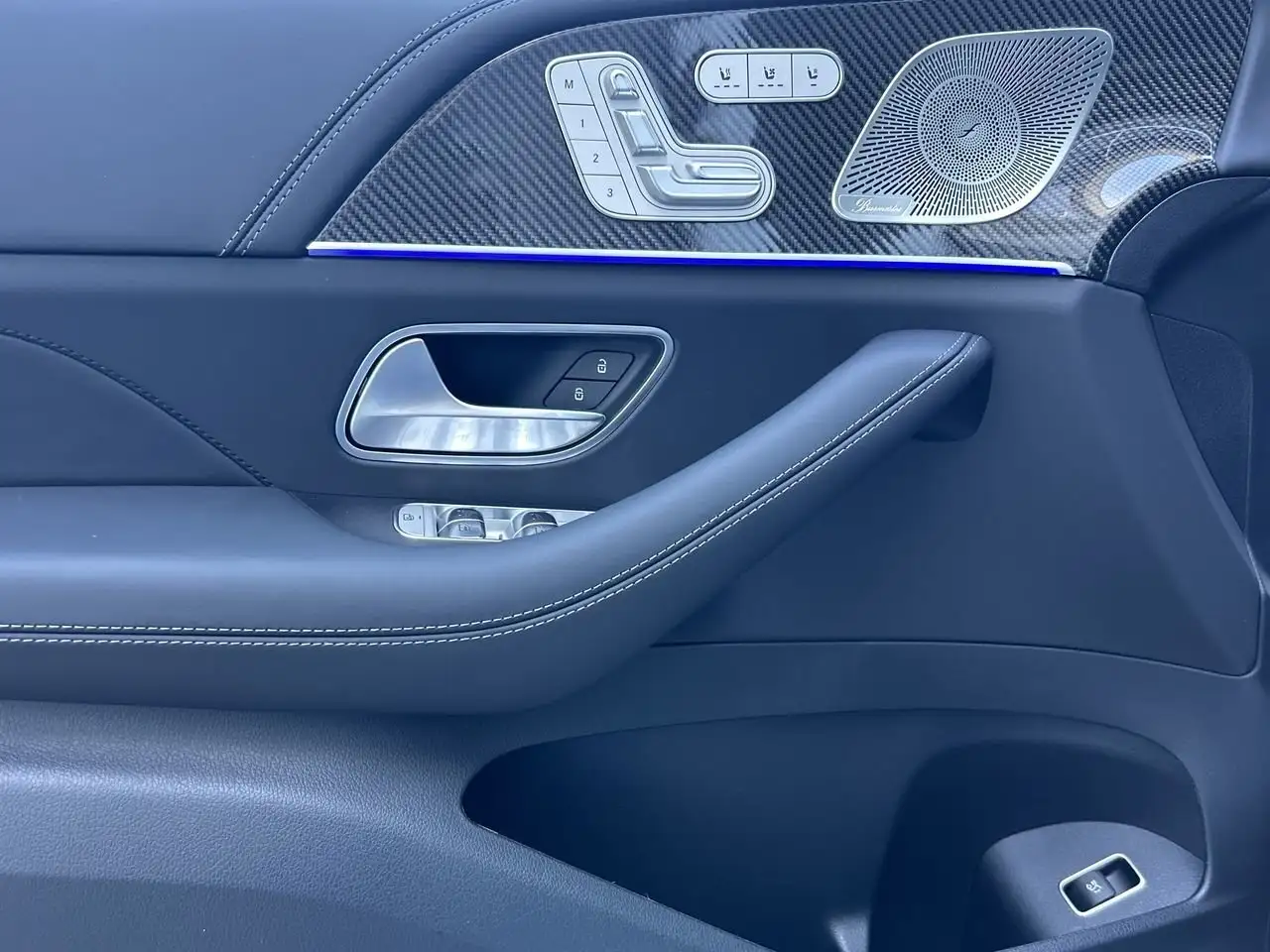Mercedes-Benz GLE снимка Mercedes-Benz GLE