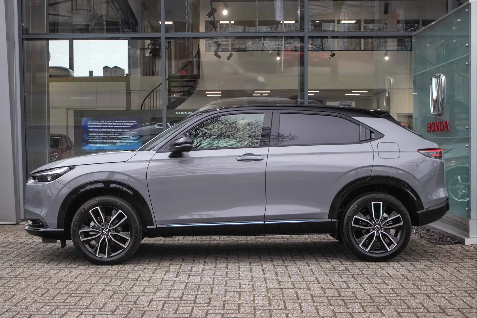 Honda HR-V 1.5 e:HEV Advance Style Plus - panoramisch dak | t Gris - 2