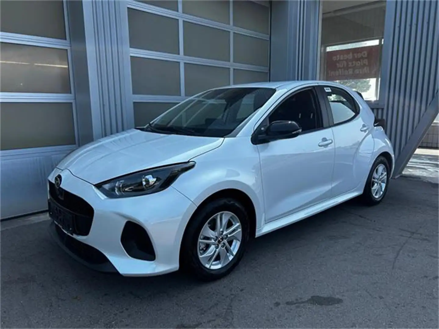 Mazda 2 Hybrid Centre Line Aut. Vollhybrid mit Automatik Weiß - 1
