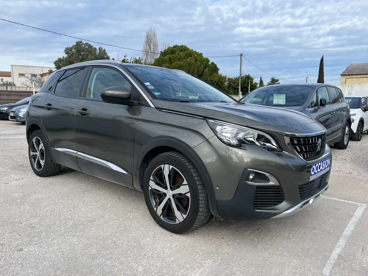 Peugeot 3008 Puretech 130ch Crit'Air 1 Gris - 2