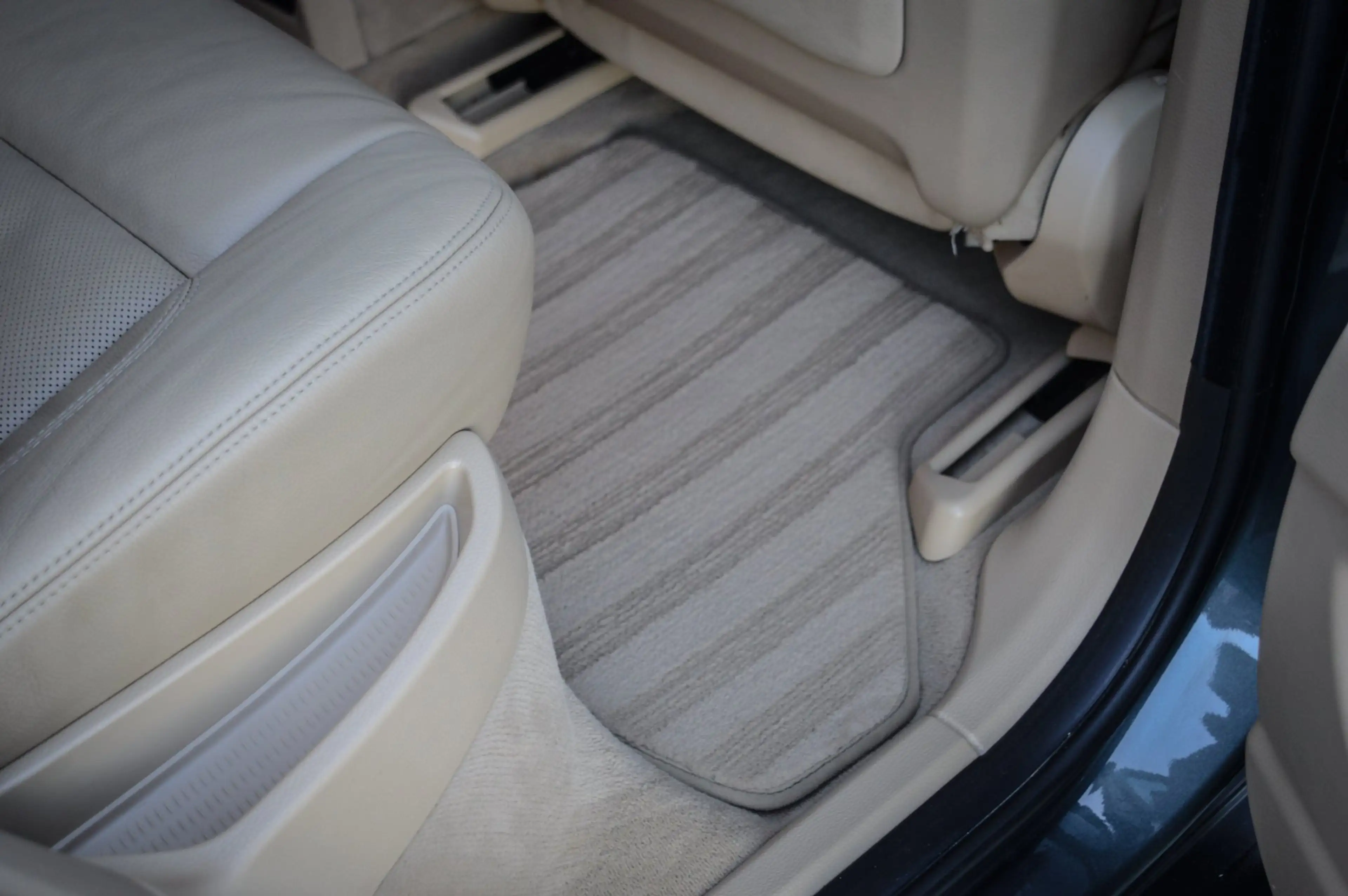 BMW X6 XDrive50i|SOFTCLOSE|CAMERA|MEMORY|PANO|XENON — photo 18
