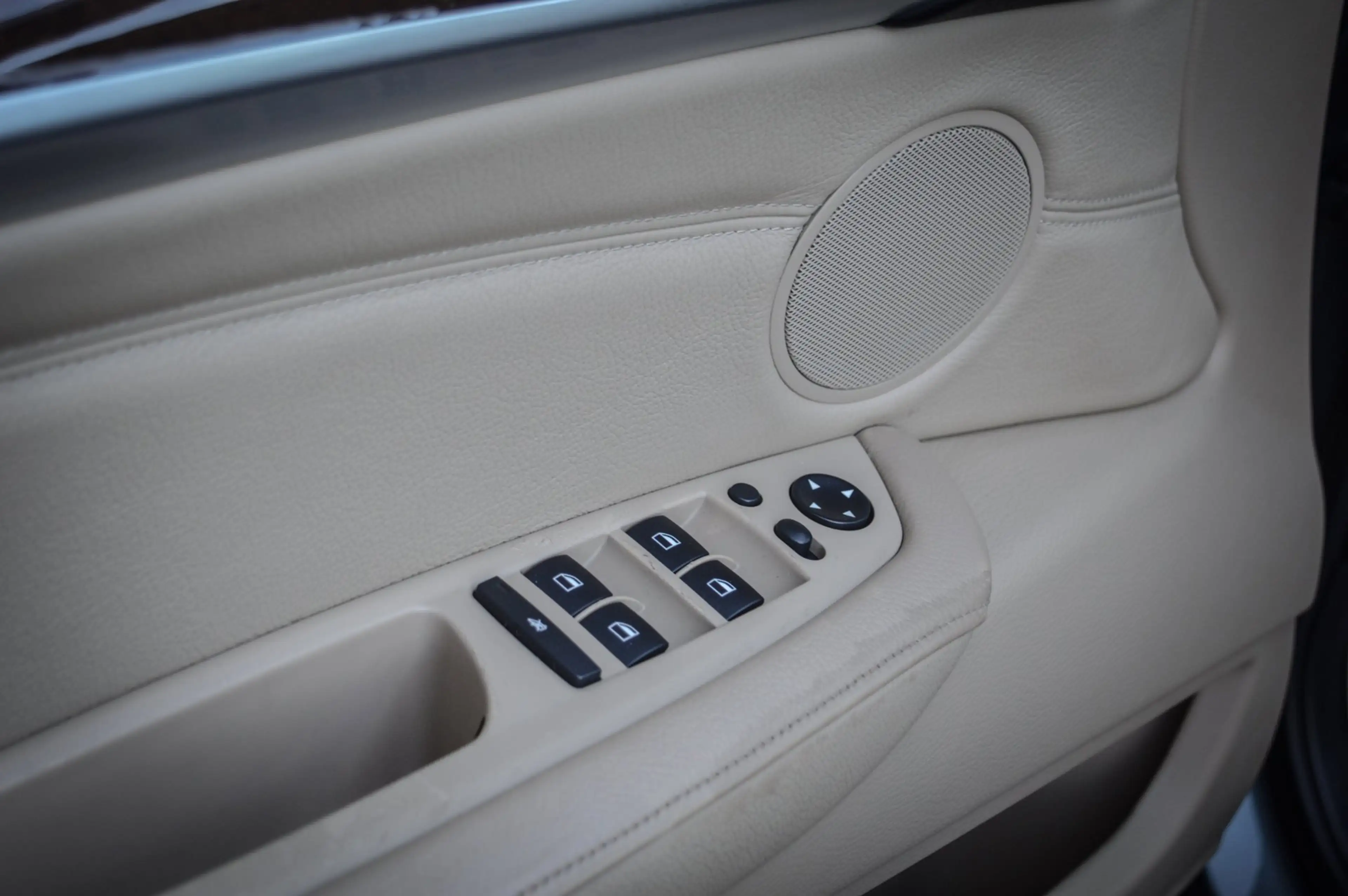 BMW X6 XDrive50i|SOFTCLOSE|CAMERA|MEMORY|PANO|XENON — photo 36