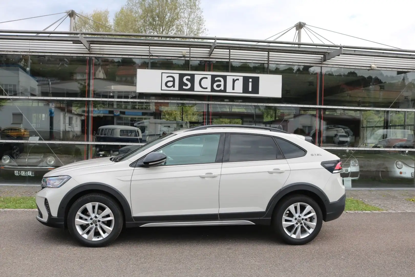 Volkswagen Taigo Goal Grau - 2
