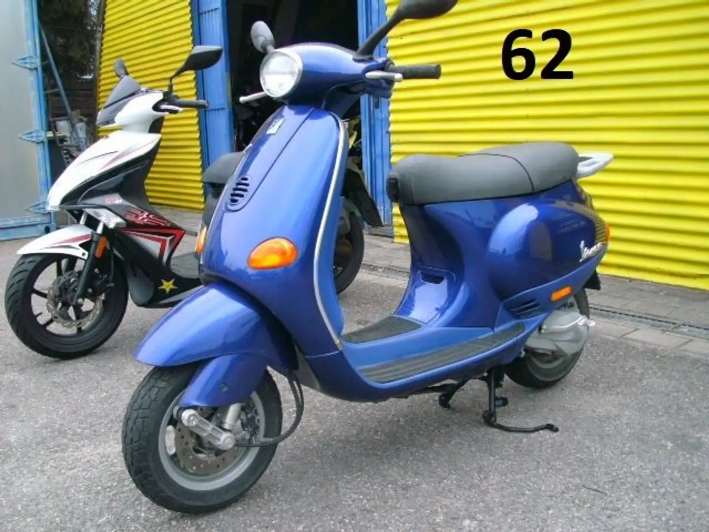 Vespa ET 2 2T (3.Stück) *80 Gebrauchte Roller* Blu/Azzurro - 1
