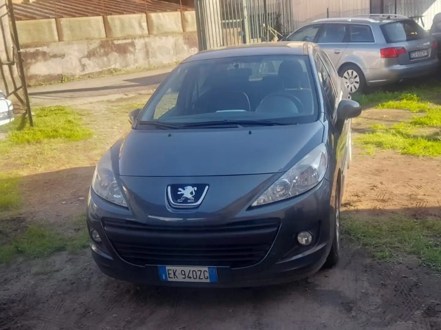 Peugeot 207 207 5p 1.4 8v Special Edition Grijs - 1