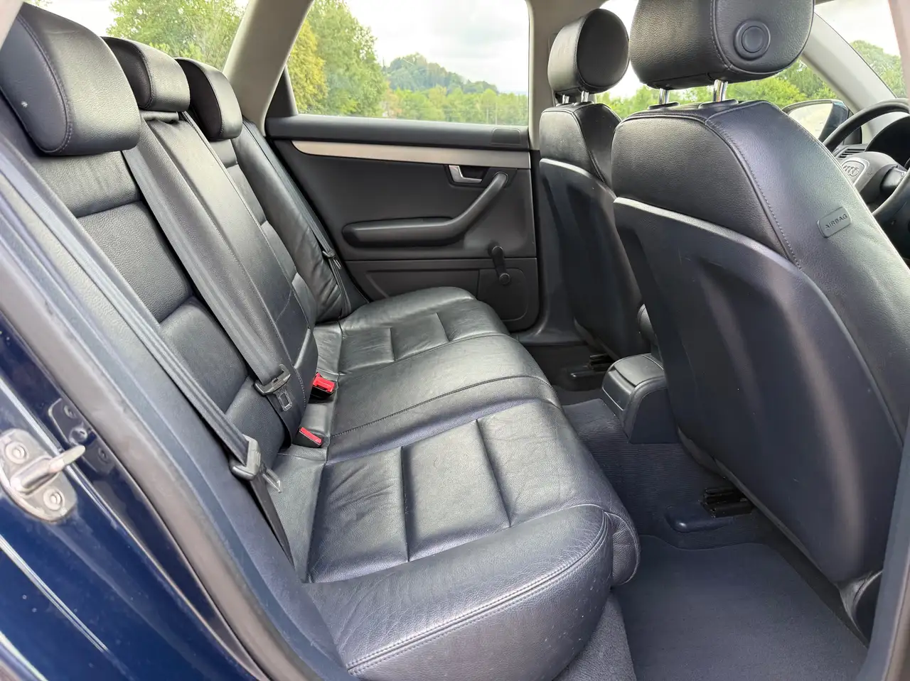 Audi A4 1.9 TDI- Leder- Navi – Bild 17