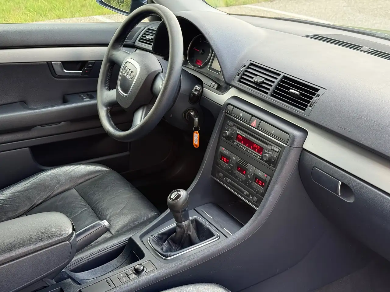 Audi A4 1.9 TDI- Leder- Navi – Bild 14