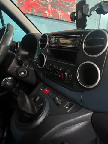 Peugeot Partner view 9
