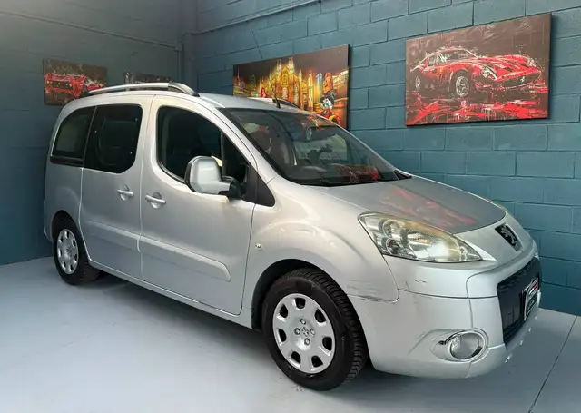 2009 Peugeot Partner in Grey for sale