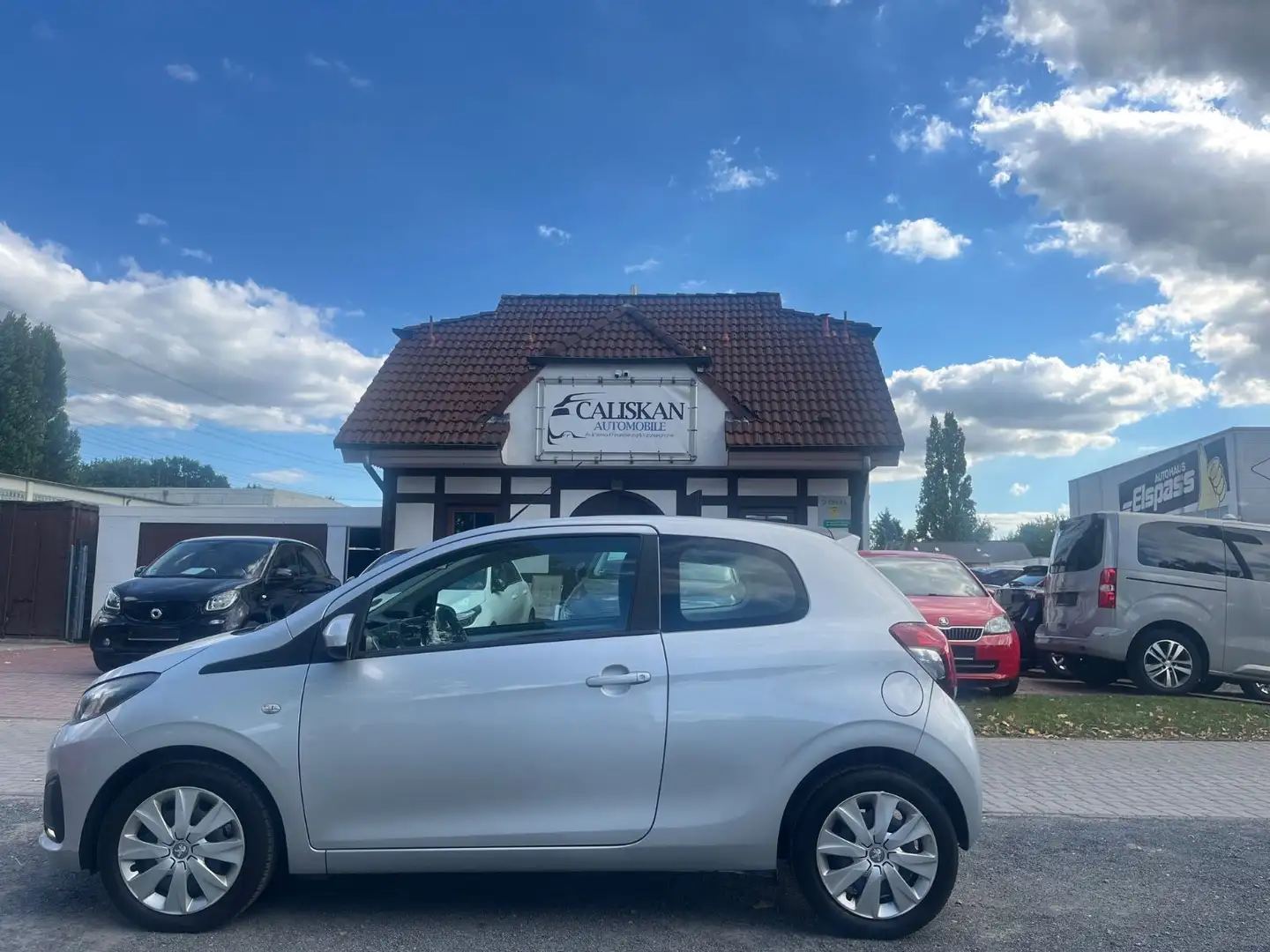 Peugeot 108 Active°Klima°El-Fenster°Bluetooth°Tempomat Silber - 1