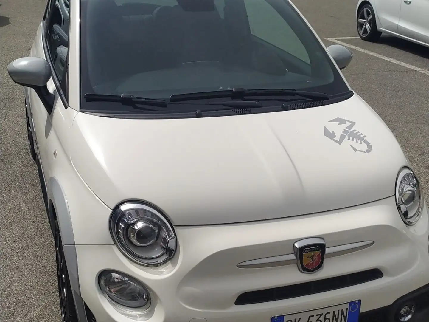 Abarth 695 1.4 t-jet 70th 180cv auto White - 2