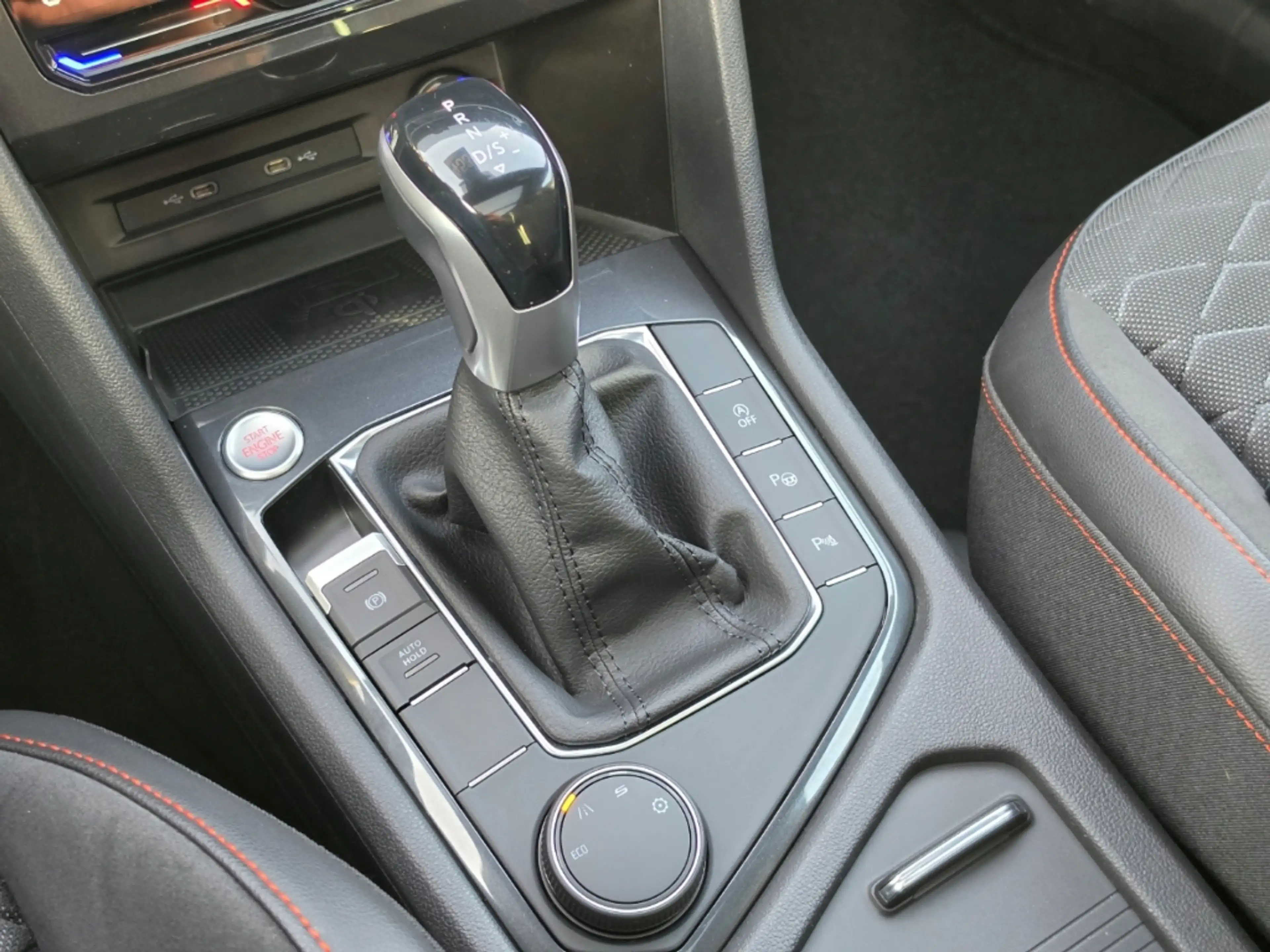 SEAT Tarraco 1.5 TSI ACT DSG FR Pano Kessy ACC Shz FullLink Alu — photo 14