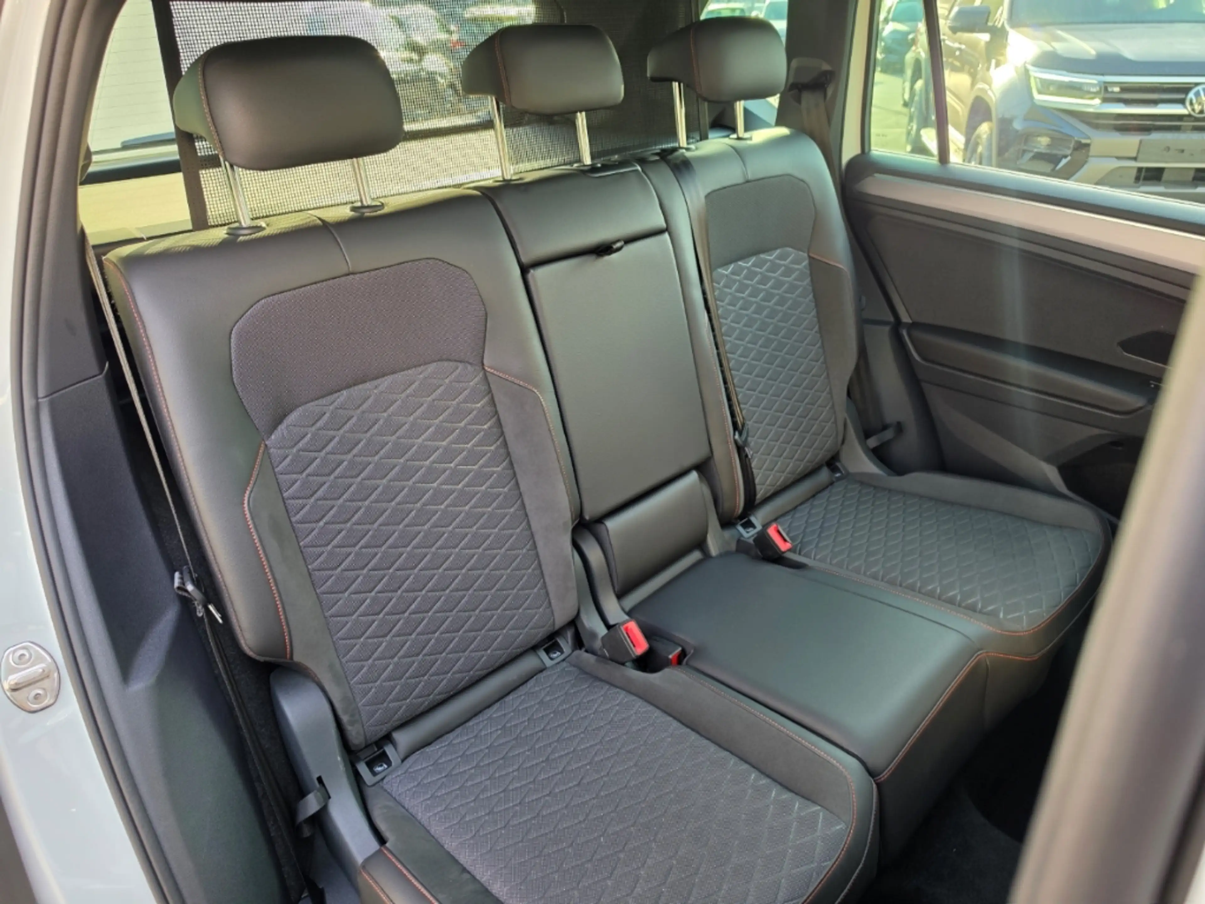 SEAT Tarraco 1.5 TSI ACT DSG FR Pano Kessy ACC Shz FullLink Alu — photo 8