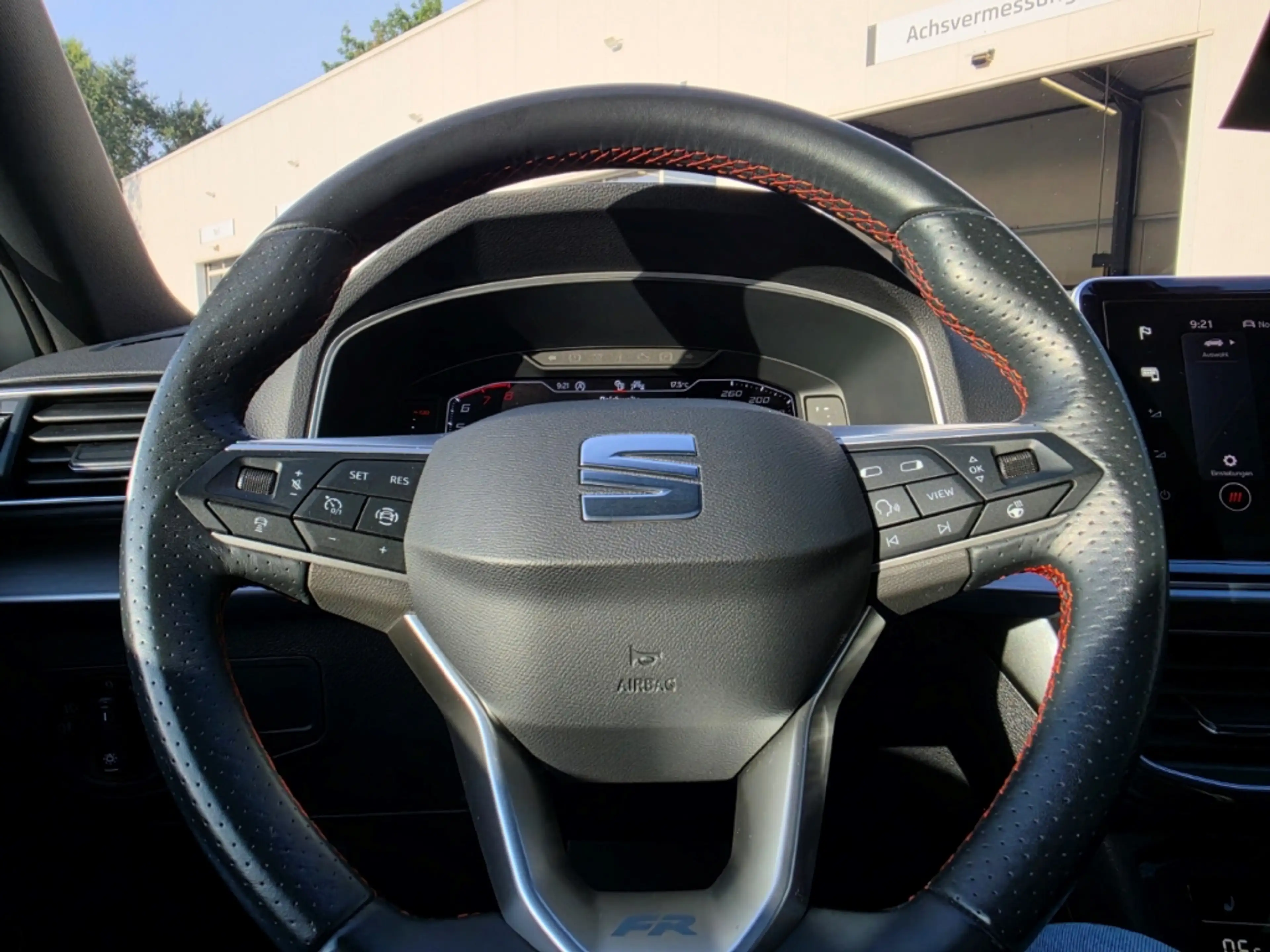 SEAT Tarraco 1.5 TSI ACT DSG FR Pano Kessy ACC Shz FullLink Alu — photo 9