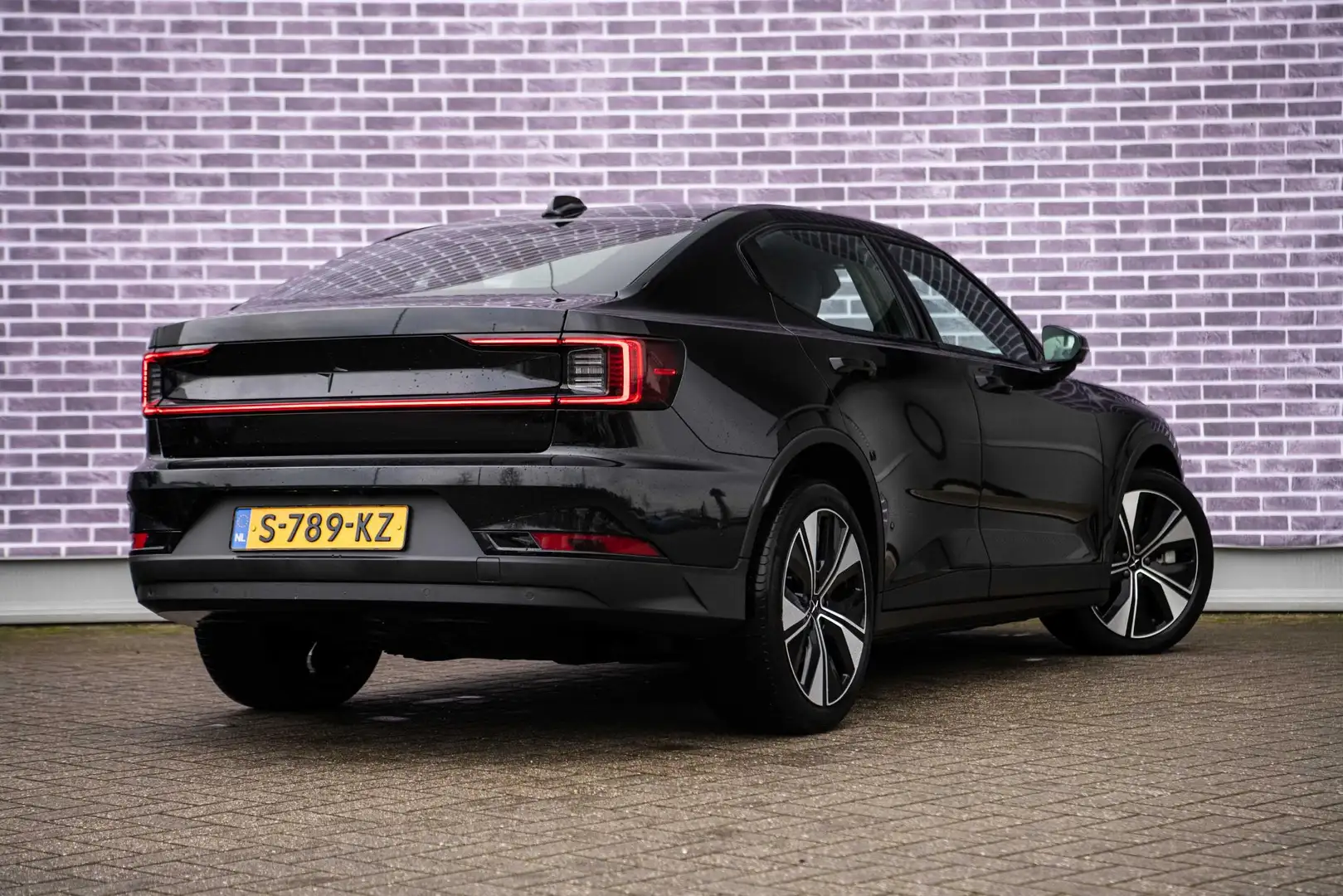 Polestar 2 Long Range Single Motor 78 kWh | Pilot Lite | Adap Schwarz - 2