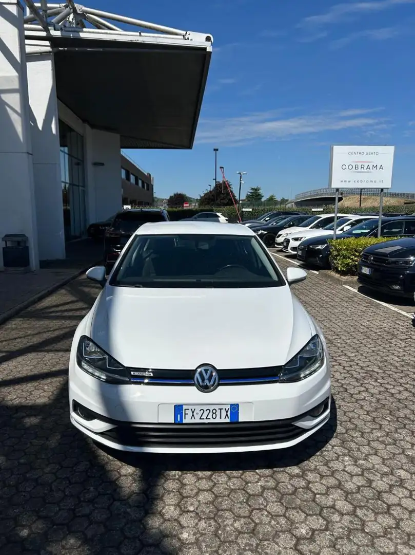 Volkswagen Golf 1.5 TGI 5p. Business NEO PATENTATI Gris - 1
